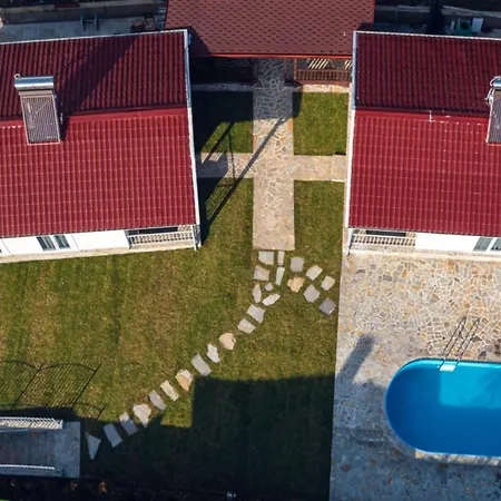 ямира Villa